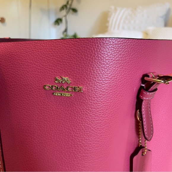 Coach Tote Bag - Picture 2 of 6